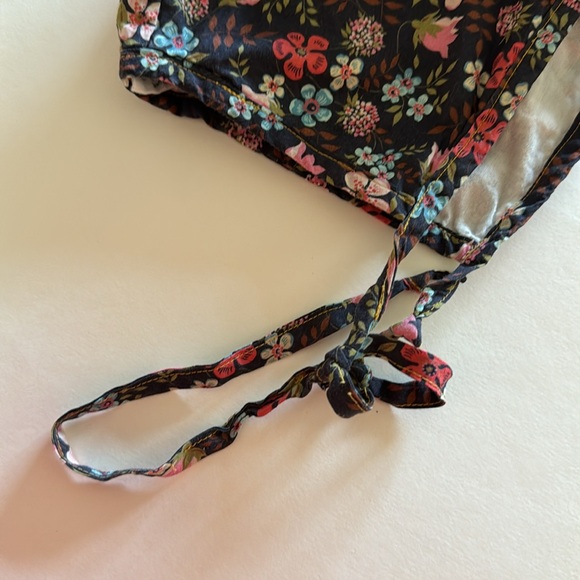 Briar Handmade Bonnet Size 2T - Picture 2 of 4